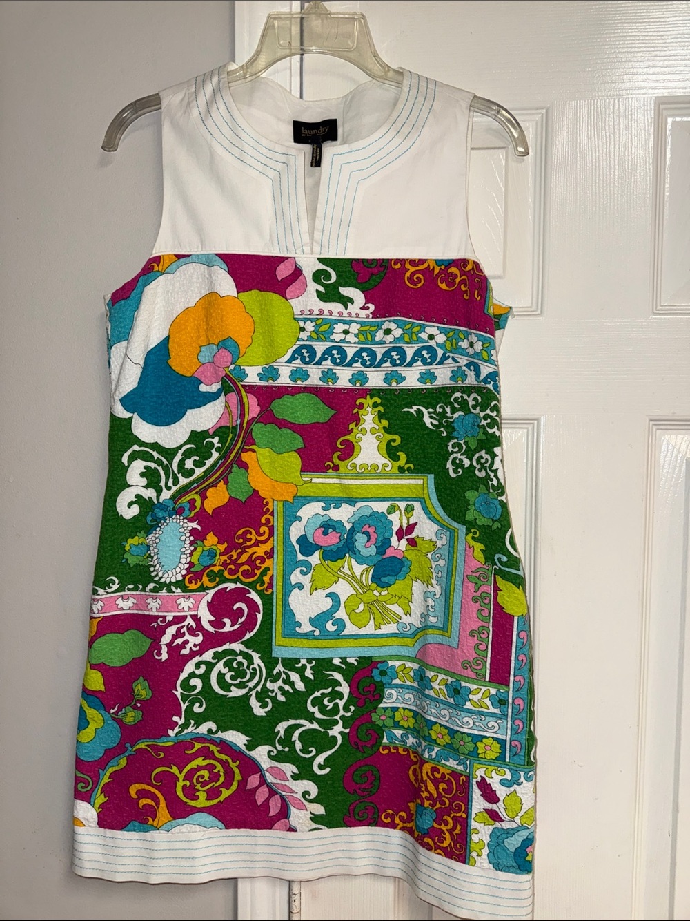 Vintage Laundry by Shelli Segal White & Multicolor Floral Print Shift Dress - Picture 2 of 10